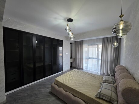 Kirayə 3 otaqlı mənzil, 130 m², Şah İsmayıl Xətai: 2 200 ₼/ay 5