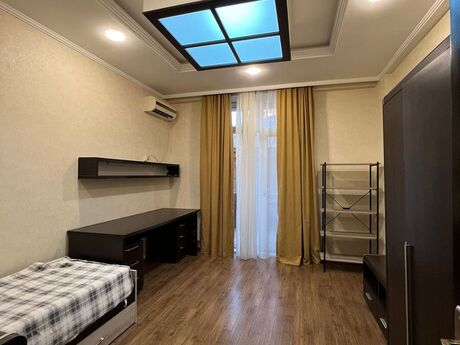 Kirayə 4 otaqlı mənzil, 135 m², Nərimanov: 1 200 ₼/ay 5