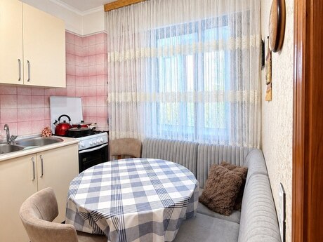 2-room apartment, 70 m², Gənclik: 205 000 ₼ 4