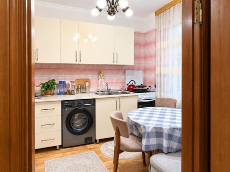 2-room apartment, 70 m², Gənclik: 205 000 ₼ 5