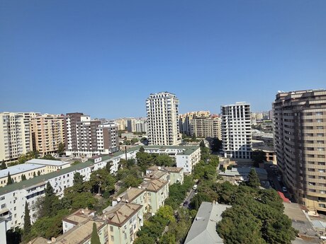 3 otaq · 95 m² · 15/17 mərtəbə, 28 May