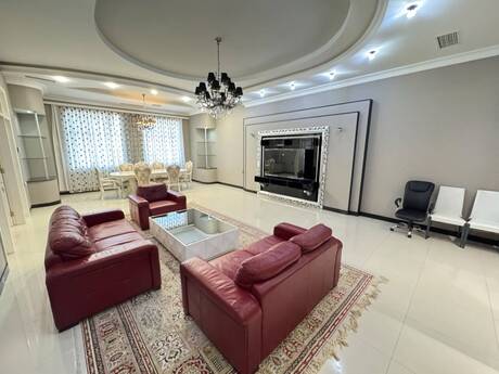 Kirayə 4 otaqlı mənzil, 250 m², Sahil: 5 100 ₼/ay 3