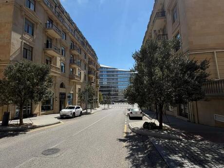 4-room apartment for rent, 140 m², Ağ şəhər: 1 799 ₼/mo 3