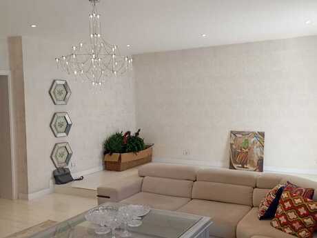 3 rooms · 167 m² · floor 11/20, 8 Noyabr