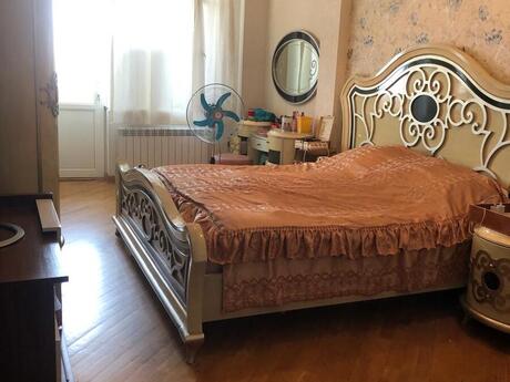4 otaqlı mənzil, 197 m², Memar Əcəmi: 390 000 ₼ 4