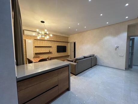 Kirayə 2 otaqlı mənzil, 90 m², Gənclik: 1 350 ₼/ay 4