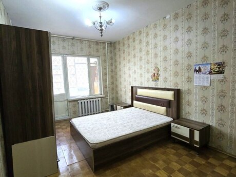 Bakıxanovda 4 otaqlı köhnə tikili mənzil kirayə verilir, 100 m², 699 AZN/ay, şəkil 4 / 12