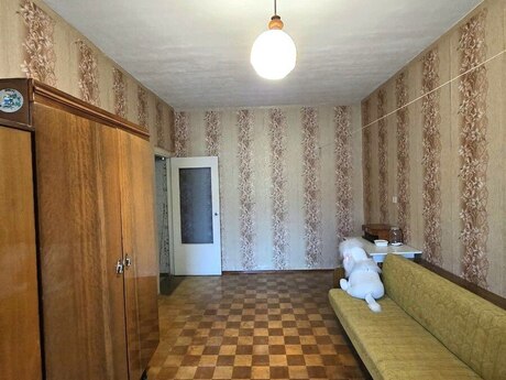 Bakıxanovda 4 otaqlı köhnə tikili mənzil kirayə verilir, 100 m², 699 AZN/ay, şəkil 3 / 12