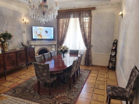 Kirayə 4 otaqlı mənzil, 122 m², Nəsimi: 1 000 ₼/ay 2