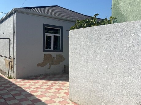 4 otaqlı həyət evi, 110 m², Binə: 73 000 ₼ 2