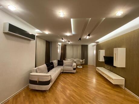 Kirayə 3 otaqlı mənzil, 140 m², Elmlər Akademiyası: 1 100 ₼/ay 3