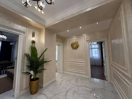 4 otaqlı mənzil, 210 m², Şah İsmayıl Xətai: 685 000 ₼ 5
