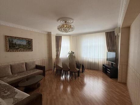 Elan №6468662 - Bakı, Əhmədli m., 3 otaqlı, 135 m², 9/14 mərtəbə