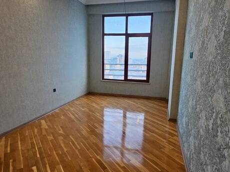 3 otaqlı mənzil, 141 m², 8 Noyabr: 450 000 ₼ 3