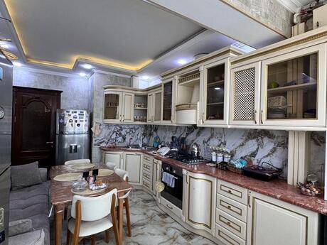 3 otaqlı mənzil, 122 m², İnşaatçılar: 360 000 ₼ 5