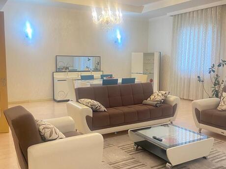 Объявление №6468740 - Баку, м. Низами, 4-комн., 240 м², 7/14 этаж
