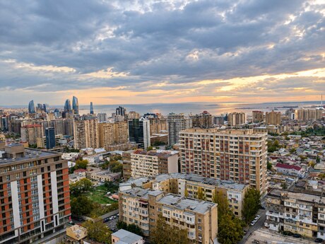 3-room apartment for rent, 140 m², Nizami: 1 600 ₼/mo 2