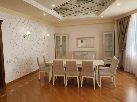 3-room apartment for rent, 268 m², Nizami: 2 500 ₼/mo 4