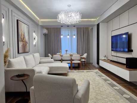 4 otaqlı mənzil, 181 m², Nəriman Nərimanov: 585 000 ₼ 2