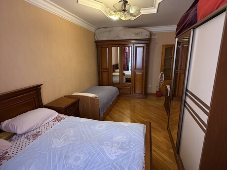 2-комнатная квартира, 78 м², Xalqlar Dostluğu: 250 000 ₼ 5