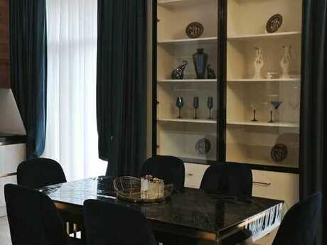 Kirayə 2 otaqlı mənzil, 100 m², Ağ şəhər: 1 800 ₼/ay 3
