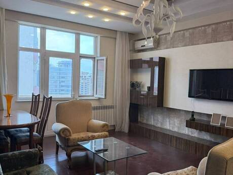 Kirayə 4 otaqlı mənzil, 140 m², Xətai: 1 500 ₼/ay 5