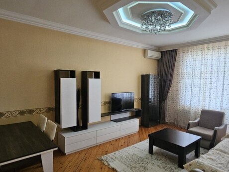 Elan №6468980 - Bakı, Şah İsmayıl Xətai m., 2 otaqlı, 62 m², 10/14 mərtəbə