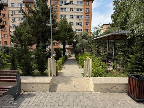 3-room apartment, 85 m², Nəsimi: 250 000 ₼ 2