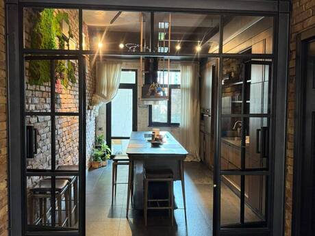 Kirayə 4 otaqlı mənzil, 198 m², Nizami: 4 500 ₼/ay 2