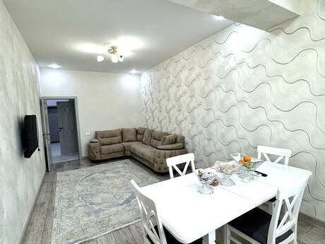Elan №6468947 - Bakı, İnşaatçılar m., 2 otaqlı, 70 m², 14/20 mərtəbə
