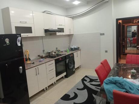 Аренда: 1-комнатная квартира, 60 м², 20 Yanvar: 650 ₼/мес 4