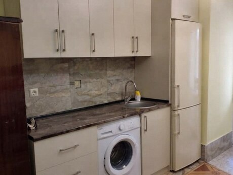 Elan №6469066 - Bakı, Elmlər Akademiyası m., 1 otaqlı, 20 m², 1/5 mərtəbə