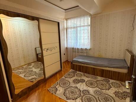 Kirayə 3 otaqlı mənzil, 130 m², Nizami: 1 100 ₼/ay 3