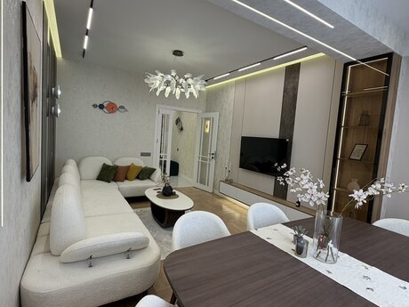 Elan №6469192 - Bakı, Gənclik m., 3 otaqlı, 117 m², 8/17 mərtəbə