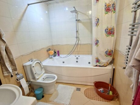 3 otaqlı mənzil, 120 m², İnşaatçılar: 340 000 ₼ 3