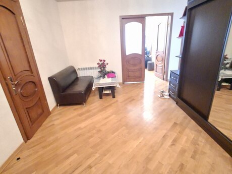 3 otaqlı mənzil, 120 m², İnşaatçılar: 340 000 ₼ 2