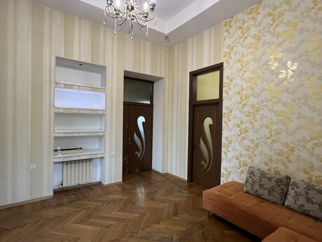 Kirayə 3 otaqlı mənzil, 90 m², İçəri Şəhər: 70 ₼/ay 3
