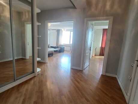 3 otaqlı mənzil, 100 m², İnşaatçılar: 310 000 ₼ 5