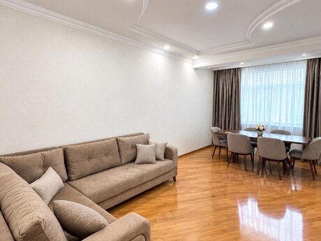 Kirayə 2 otaqlı mənzil, 80 m², Şah İsmayıl Xətai: 1 090 ₼/ay 2
