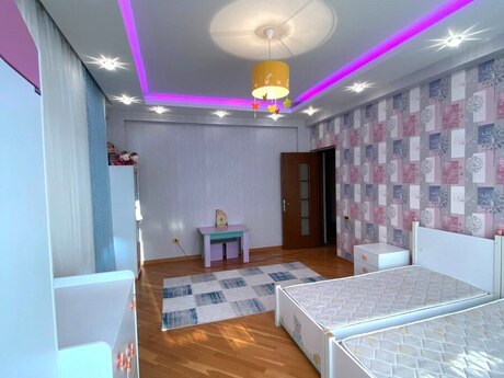 Аренда: 3-комнатная квартира, 135 м², Neftçilər: 1 000 ₼/мес 5