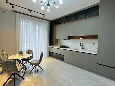 6 otaqlı həyət evi, 300 m², Badamdar: 770 000 ₼ 3