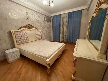3-room apartment for rent, 201 m², Şah İsmayıl Xətai: 1 500 ₼/mo 3