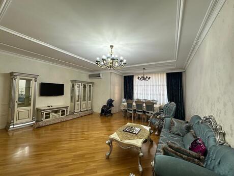 4 rooms · 176 m² · floor 12/18, 28 May