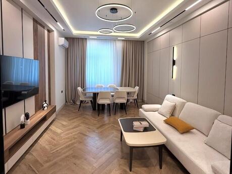 Аренда: 2-комнатная квартира, 80 м², Elmlər Akademiyası: 1 200 ₼/мес 2