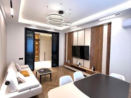Elan №6469782 - Bakı, Elmlər Akademiyası m., 2 otaqlı, 80 m², 11/15 mərtəbə