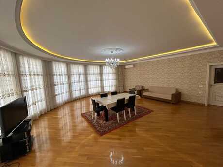 3 otaqlı mənzil, 156 m², 28 May: 450 000 ₼ 2