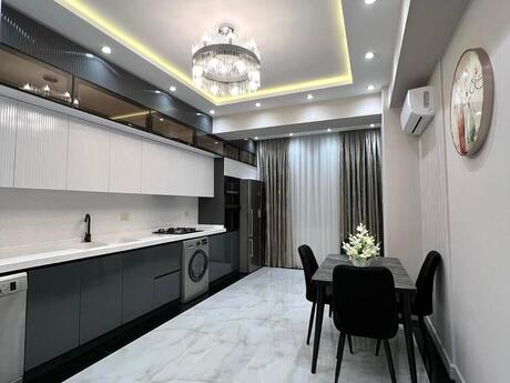 Аренда: 3-комнатная квартира, 140 м², 28 May: 1 400 ₼/мес 3