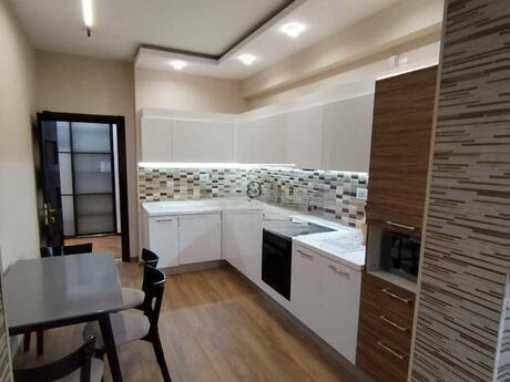 3-комнатная квартира, 129 м², Şah İsmayıl Xətai: 370 000 ₼ 2