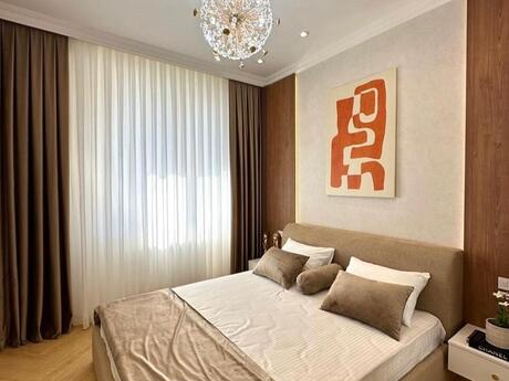 3-room apartment for rent, 140 m², Şah İsmayıl Xətai: 1 400 ₼/mo 5