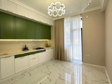 3-room apartment for rent, 140 m², Şah İsmayıl Xətai: 1 400 ₼/mo 4